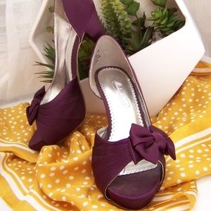 Michaelangelo "Mirabelle" Bow Open Toe Heel